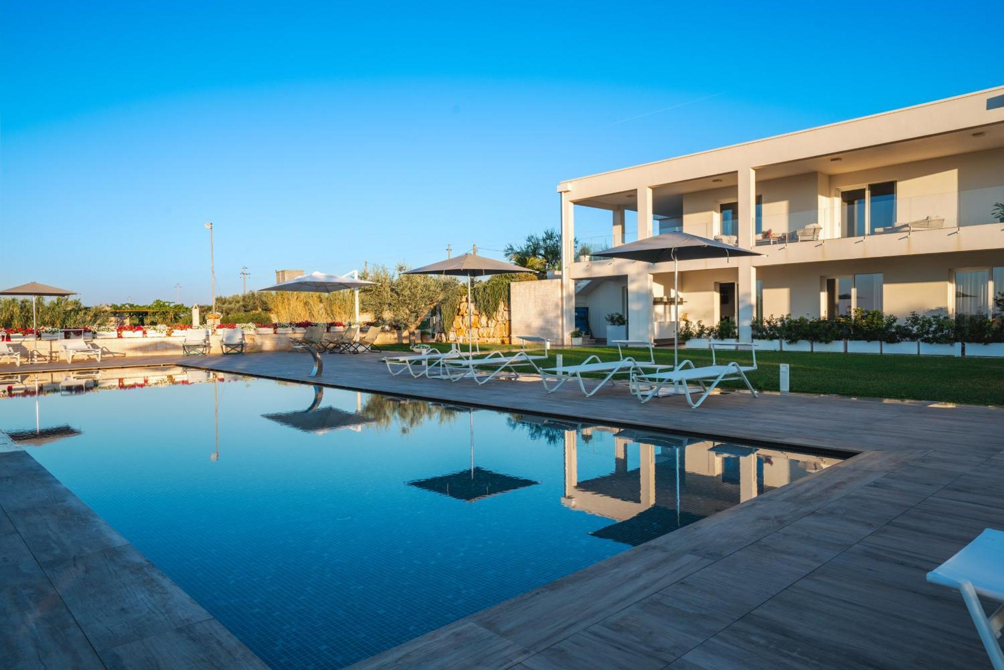 Montegrottone Nature Retreat โปลีญาโนอามาเร ภายนอก รูปภาพ